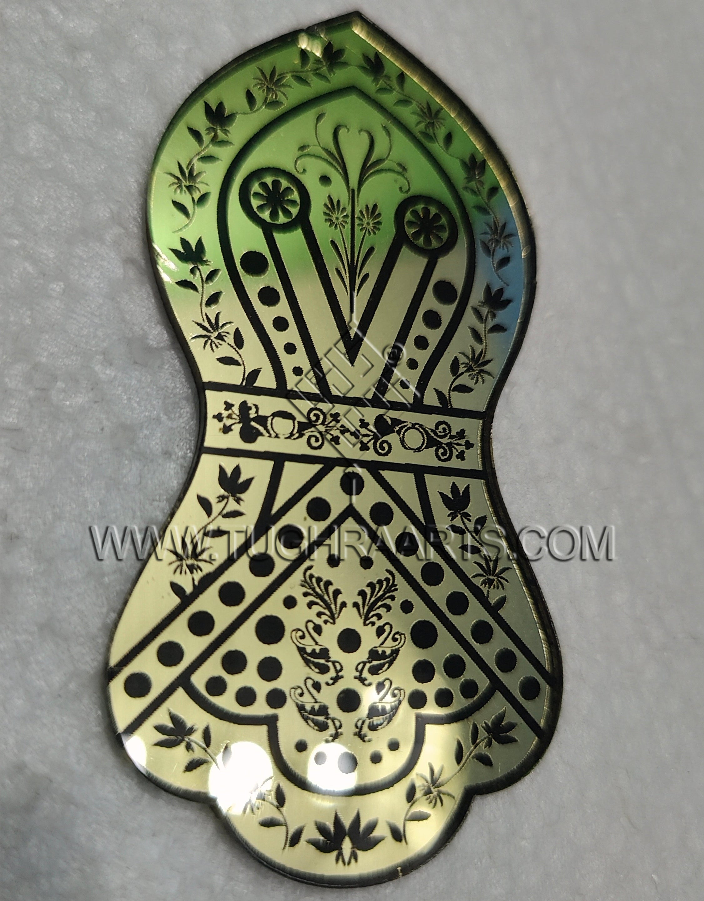Unique Nalain Paak Brooch in Acrylic, islamic gift